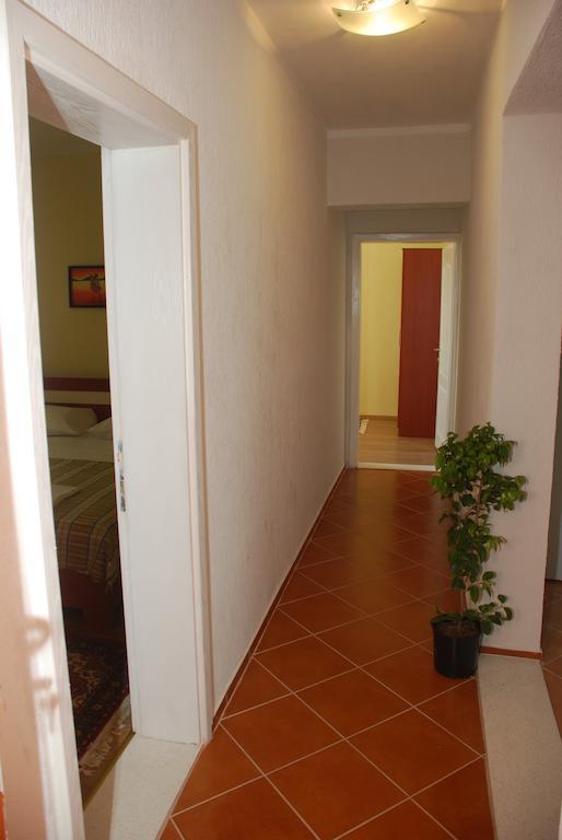 Apartments Ismy Ulcinj Ruang foto
