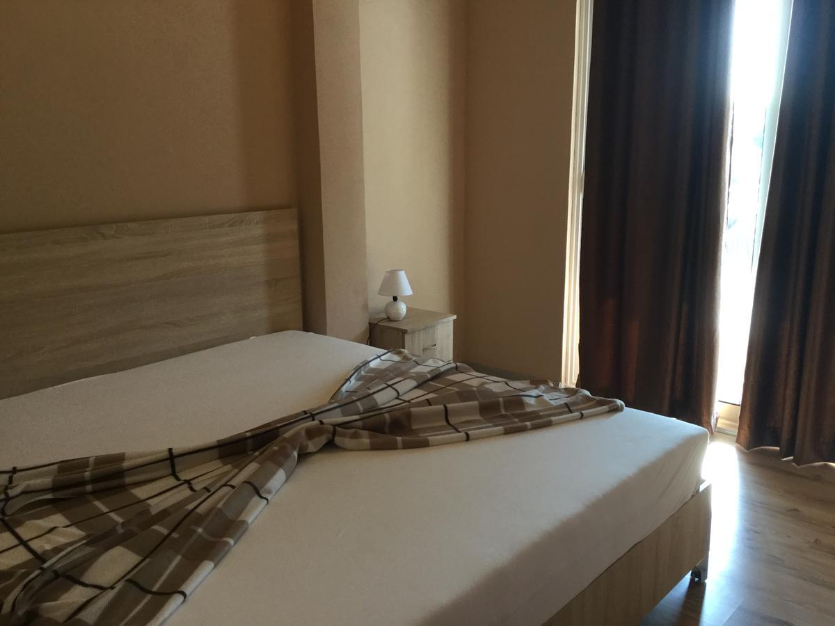 Apartments Ismy Ulcinj Bagian luar foto