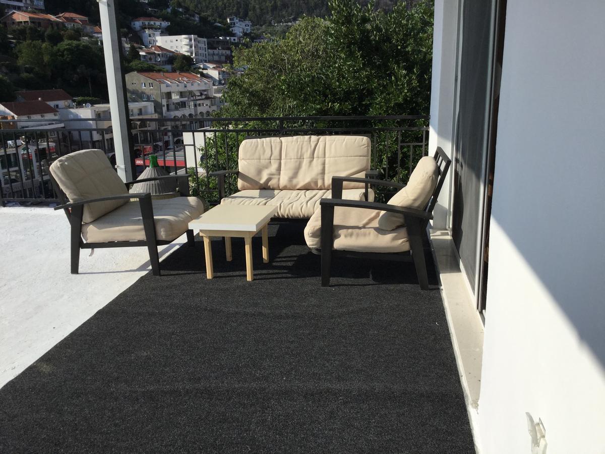 Apartments Ismy Ulcinj Bagian luar foto