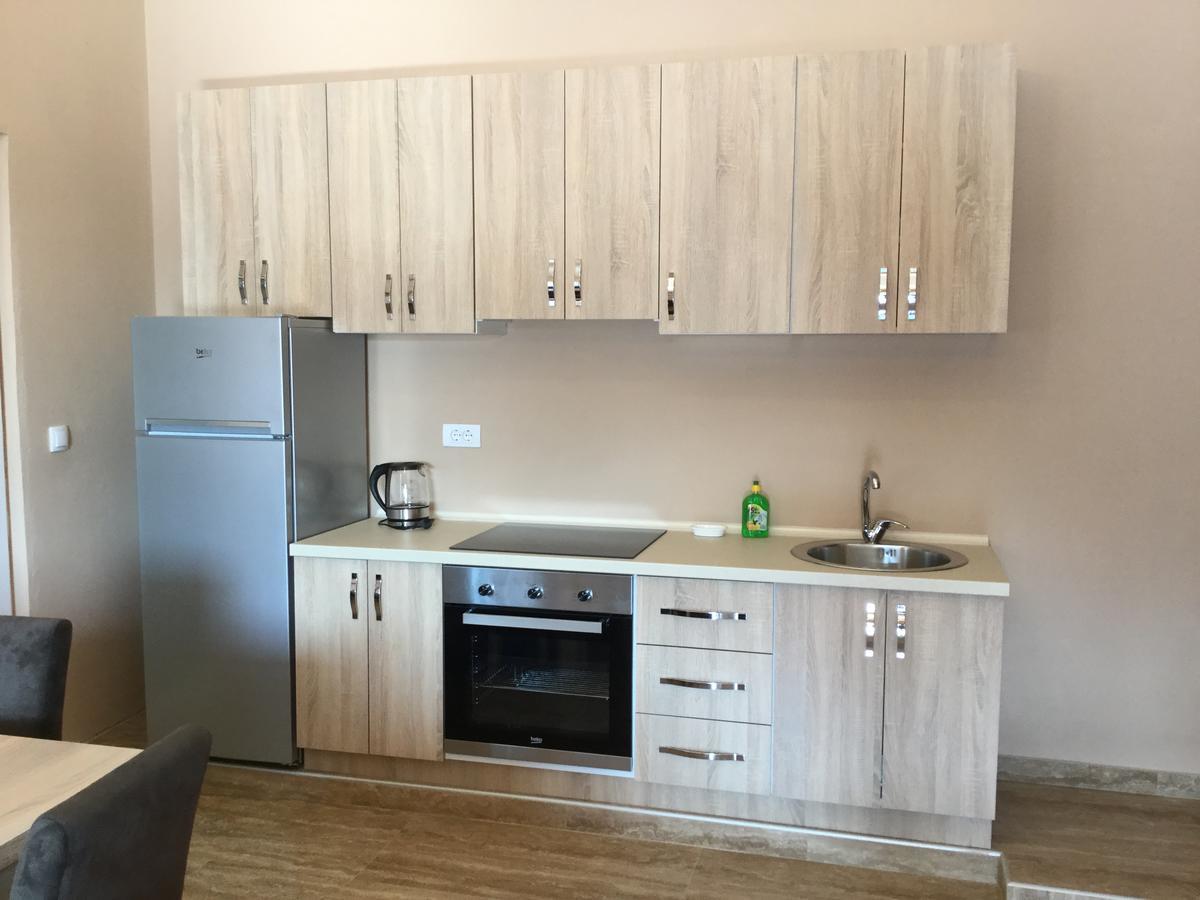 Apartments Ismy Ulcinj Bagian luar foto